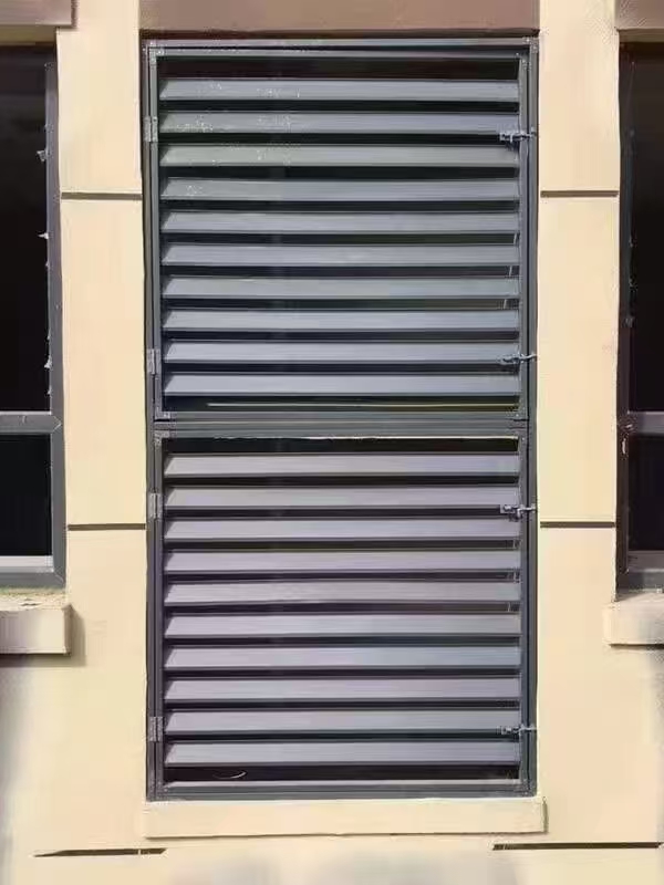 咸宁市木纹铝单板铝格栅百叶窗 - 方案